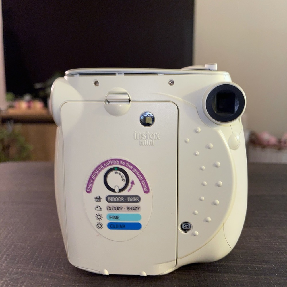 Camera - Picture 6 of 11